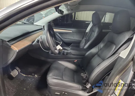 2024 Tesla Model Y from USA, damaged, VIN 7SAYGDEE5RA287652